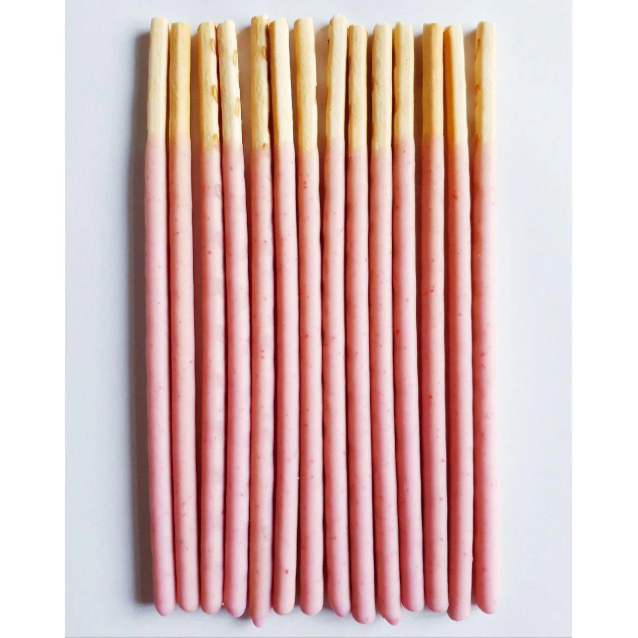 Strawberry Pocky Strawberry Chocolate Biscuit Sticks (Pack of 6) - Image 2