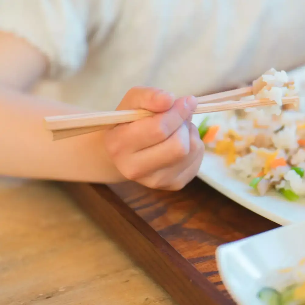 Handcrafted Children's Chopsticks Unbleached Natural Sugi Cedar 18cm - Image 2
