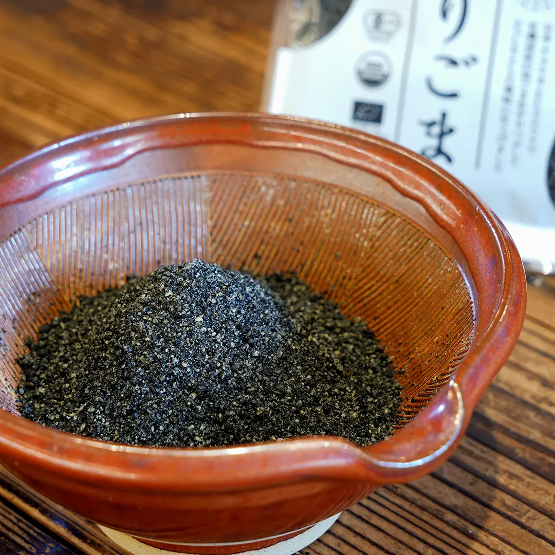 Wadaman Organic Roasted Black Ground Sesame Seeds Rich Aroma 50g - Image 2